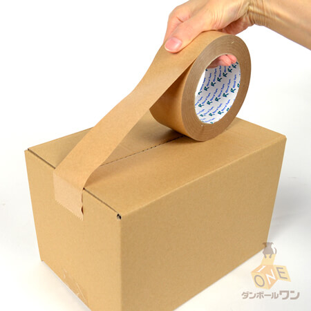 底抜けしない プロが教える段ボールへのテープの貼り方 お役立ち記事 梱包材 通販no 1 ダンボールワン