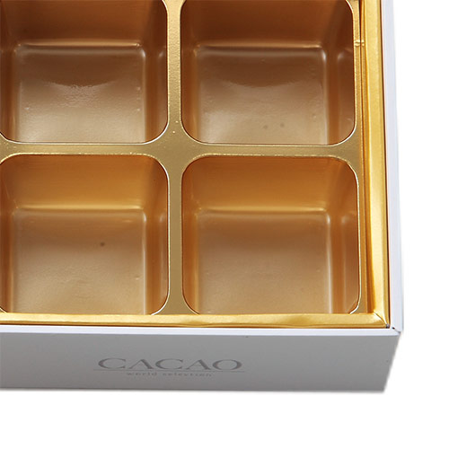 貼り箱（チョコ4個用・金トレー付き）