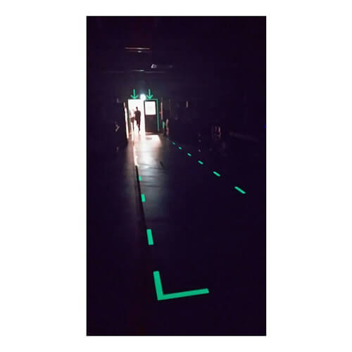 【廃番商品】蓄光テープ20mm×10m　緑　【パイオラン 蓄光テープ ２０ｍｍ×１０ｍ】