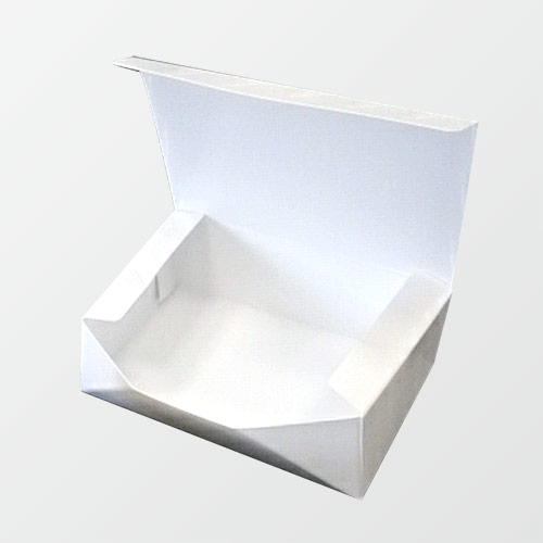 サンドウィッチ箱(225×150×65mm・フタ付きトレー箱（4コーナー）・カードB 350g・UV（超光沢）・22営業日)