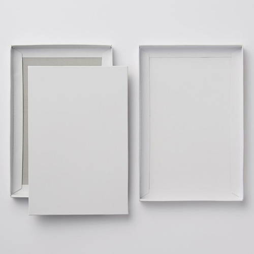 ハンカチ化粧箱（白無地・身蓋・2枚用・光沢・裏白・140×210×高15mm)