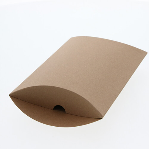 ピローギフトBOX（茶・115×140×高30mm）